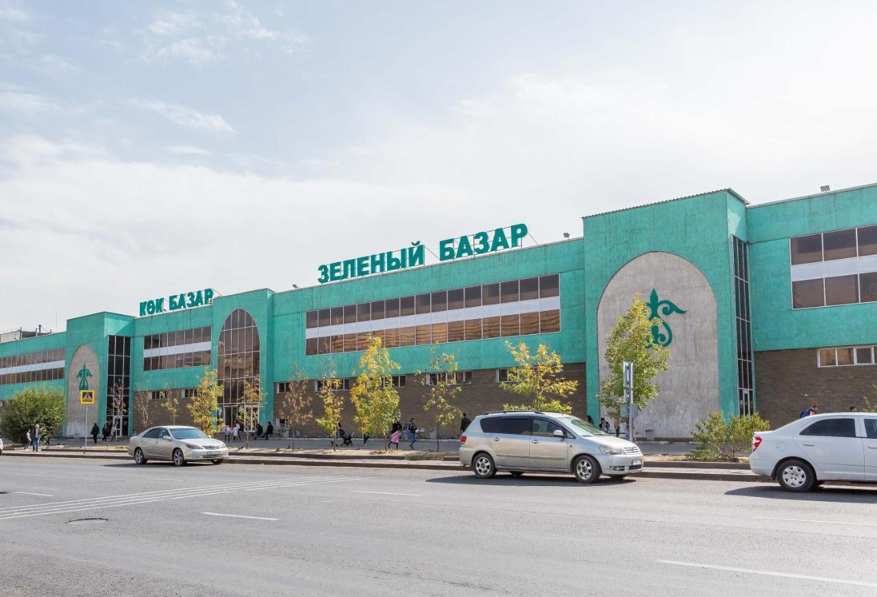 Стильная Квартира В Золотом Квадрате Almaty Bagian luar foto
